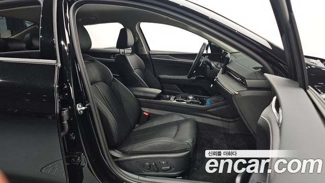 Kia K5 (III) 2.0 Prestige 2025 — фото 10