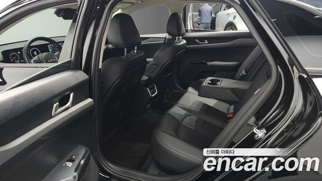 Kia K5 (III) 2.0 Prestige 2025 — фото 12