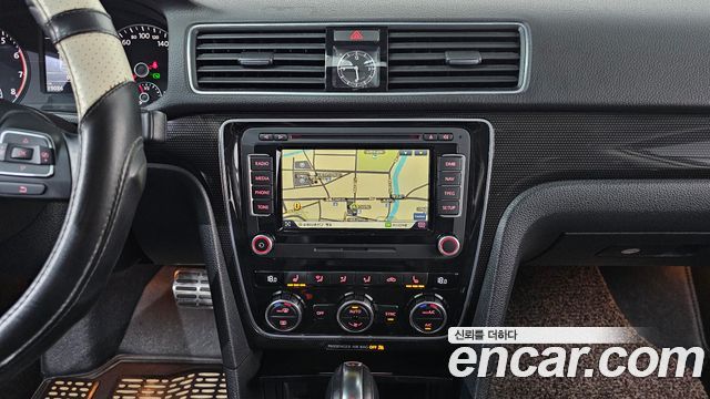 Volkswagen Passat 1.8 TSI Sport B7 2015 — фото 17