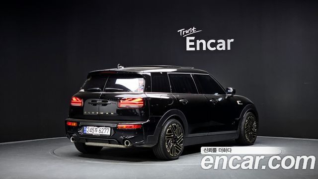 MINI Cooper S Clubman JCW Untold Edition 2nd Gen 2024 — фото 2