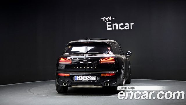 MINI Cooper S Clubman JCW Untold Edition 2nd Gen 2024 — фото 4