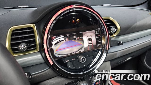 MINI Cooper S Clubman JCW Untold Edition 2nd Gen 2024 — фото 16