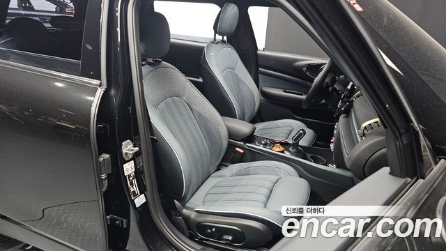 MINI Cooper S Clubman JCW Untold Edition 2nd Gen 2024 — фото 26