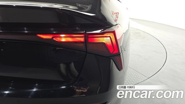 Kia K5 (III) 2.0 Prestige 2024 — фото 23