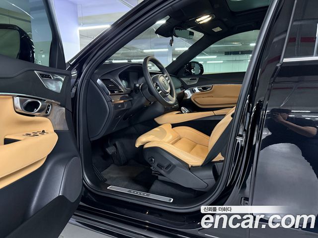 Volvo XC90 (II) B6 Ultimate Bright 2024 — фото 10
