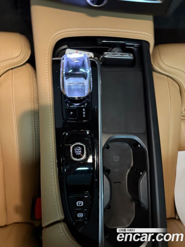 Volvo XC90 (II) B6 Ultimate Bright 2024 — фото 21