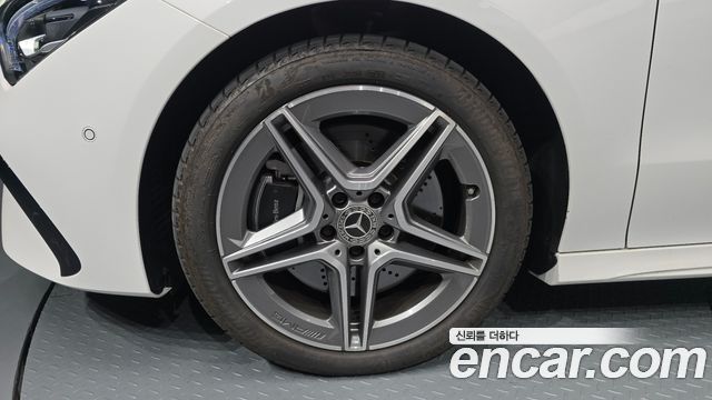 Mercedes-Benz CLA-Class (C118) CLA250 4MATIC 2024 — фото 5