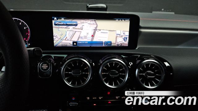 Mercedes-Benz CLA-Class (C118) CLA250 4MATIC 2024 — фото 16