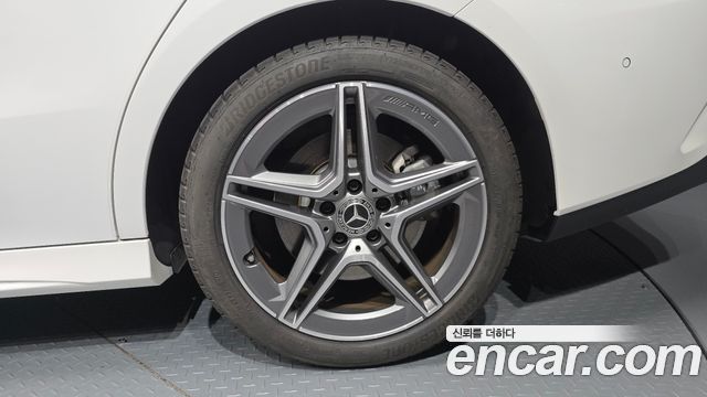 Mercedes-Benz CLA-Class (C118) CLA250 4MATIC 2024 — фото 21