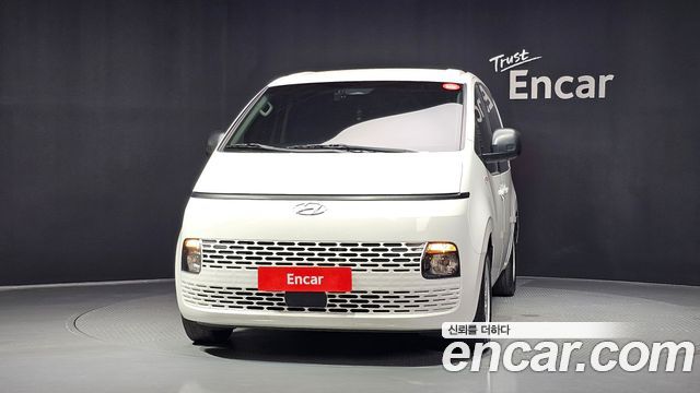 Hyundai Staria Cargo 5-Seater Smart 2022 — фото 3