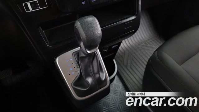Hyundai Staria Cargo 5-Seater Smart 2022 — фото 9