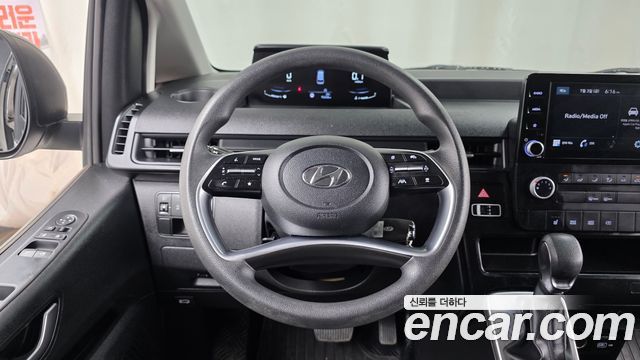 Hyundai Staria Cargo 5-Seater Smart 2022 — фото 12
