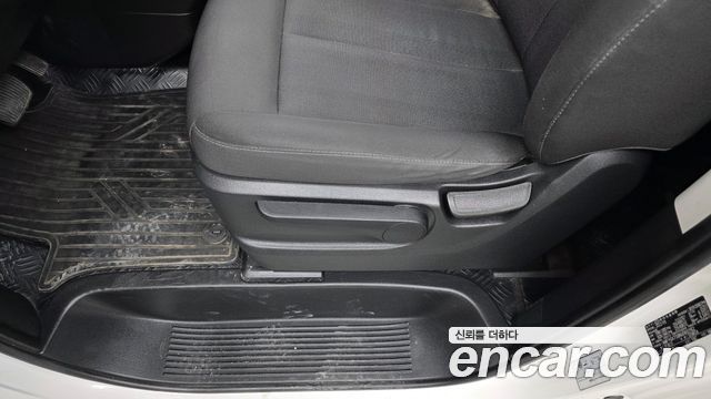 Hyundai Staria Cargo 5-Seater Smart 2022 — фото 18