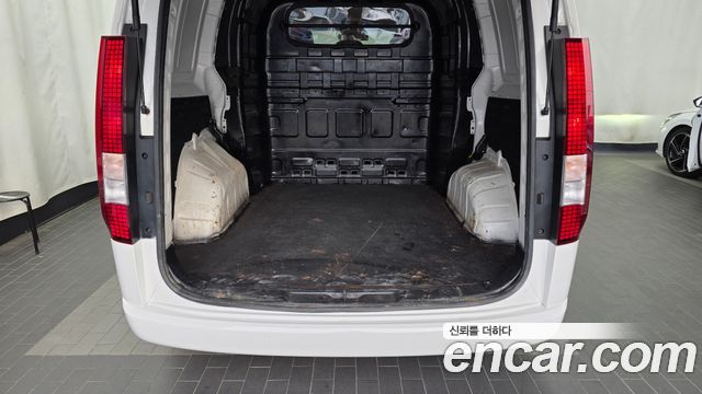 Hyundai Staria Cargo 5-Seater Smart 2022 — фото 20