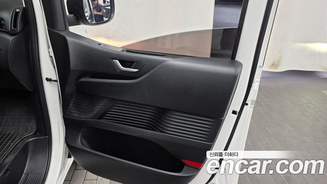Hyundai Staria Cargo 5-Seater Smart 2022 — фото 25