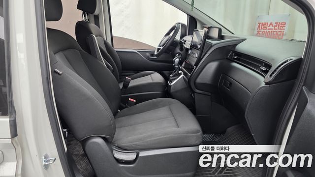 Hyundai Staria Cargo 5-Seater Smart 2022 — фото 26