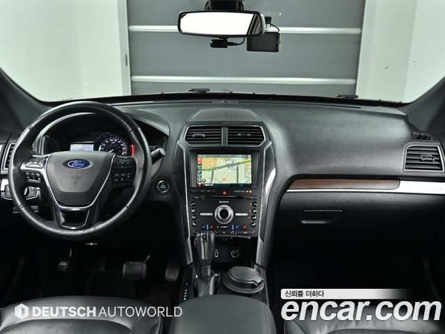 Ford Explorer 2.3 Limited 4WD 5th 2018 — фото 7