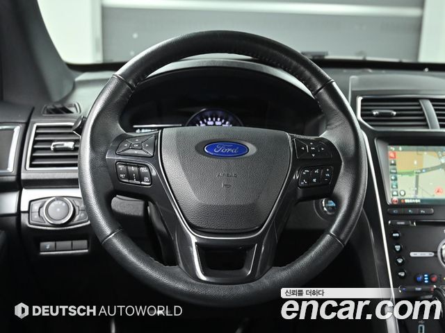 Ford Explorer 2.3 Limited 4WD 5th 2018 — фото 17