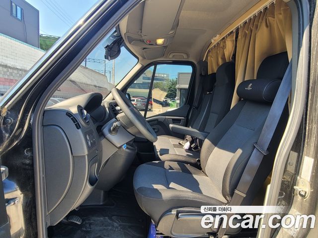 Renault Korea Master Camping car 2019 — фото 17