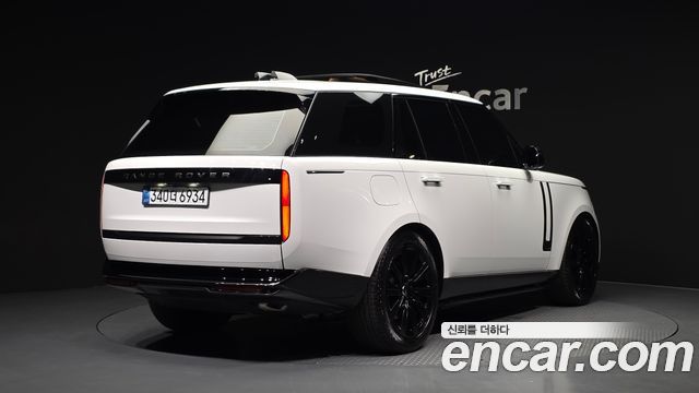 Land Rover Range Rover (V) P550E AB 2025 — фото 2