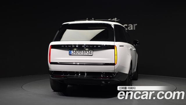 Land Rover Range Rover (V) P550E AB 2025 — фото 4