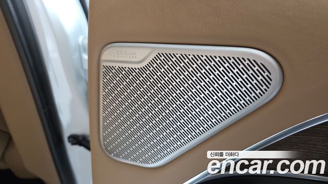 Land Rover Range Rover (V) P550E AB 2025 — фото 43