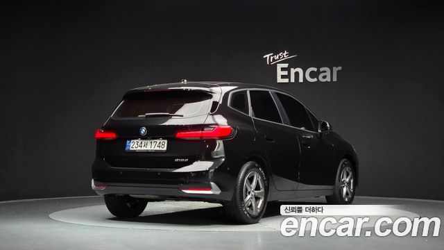 BMW 2 Series Active Tourer (U06) 218d Advantage 2023 — фото 2