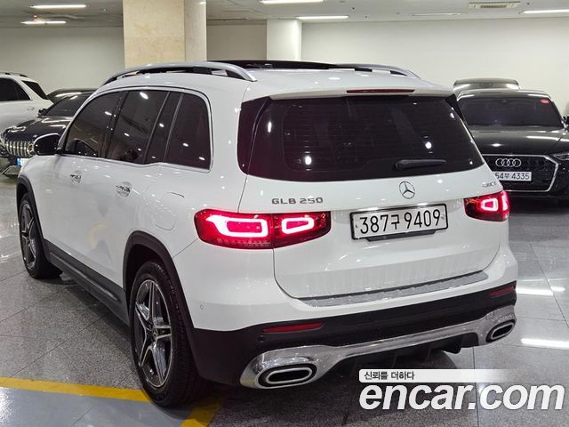 Mercedes-Benz GLB-Class (X247) GLB250 4MATIC 2020 — фото 4