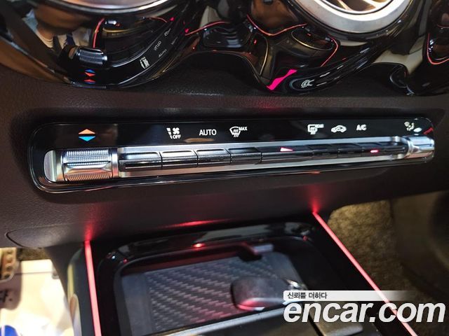 Mercedes-Benz GLB-Class (X247) GLB250 4MATIC 2020 — фото 21