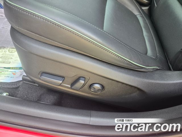 Hyundai Kona Gasoline 1.6 Turbo 2WD Inspiration 2021 — фото 18