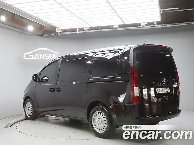 Hyundai Staria Cargo 3-Seater Smart 2023 — фото 3