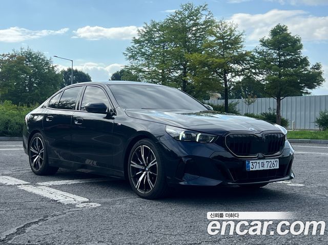 BMW 5 Series (G60) 530i xDrive M Sport 2025 — фото 2