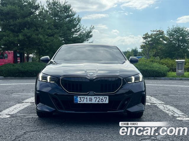 BMW 5 Series (G60) 530i xDrive M Sport 2025 — фото 3