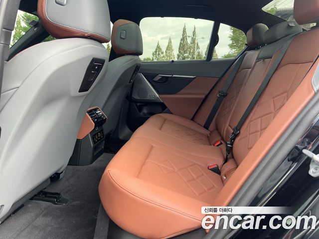 BMW 5 Series (G60) 530i xDrive M Sport 2025 — фото 9