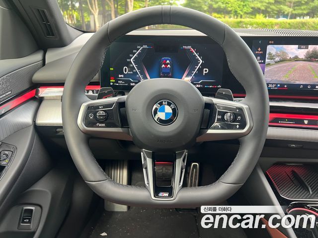 BMW 5 Series (G60) 530i xDrive M Sport 2025 — фото 17
