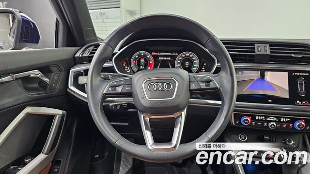 Audi Q3 (F3) 35 TDI Premium 2023 — фото 13