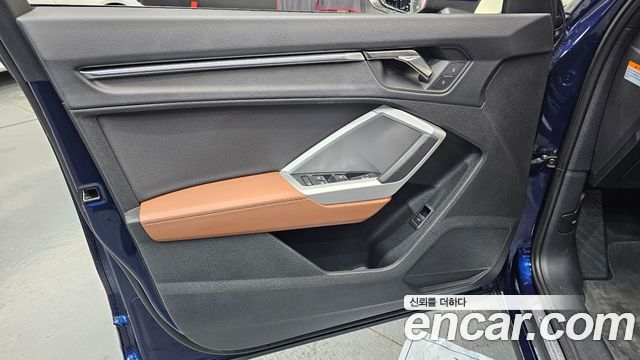Audi Q3 (F3) 35 TDI Premium 2023 — фото 24