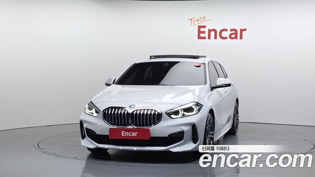 BMW 1 Series (F40) 120i M Sports 2023 — фото 3