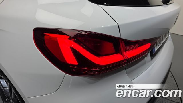 BMW 1 Series (F40) 120i M Sports 2023 — фото 23