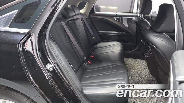 Kia K8 2.5 Gasoline 2WD Noblesse 2022 — фото 11