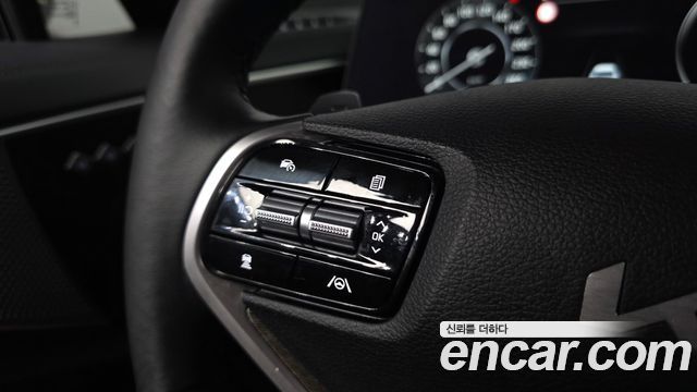 Kia K8 2.5 Gasoline 2WD Noblesse 2022 — фото 30