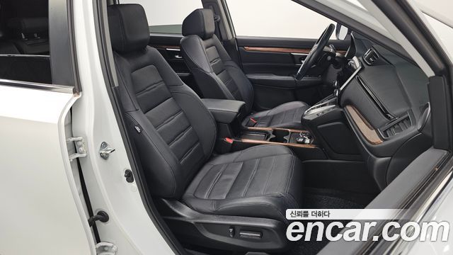 Honda CR-V (V) 2.0 Hybrid Touring 4WD 2021 — фото 26