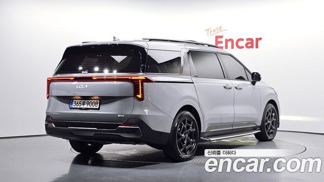 Kia Carnival (IV) HEV 9seater Gravity 2024 — фото 2