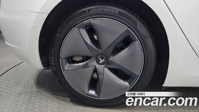Tesla Model 3 Standard Range Plue RWD 2020 — фото 21