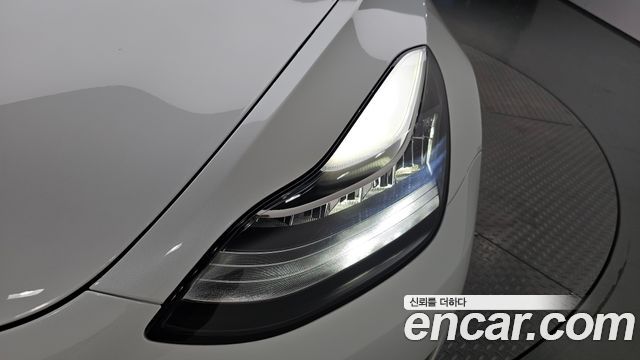 Tesla Model 3 Standard Range Plue RWD 2020 — фото 22