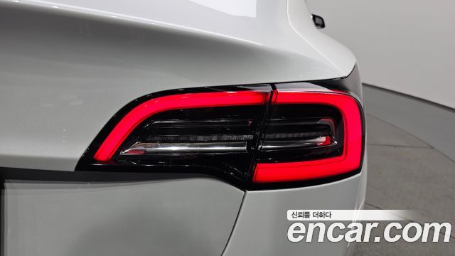Tesla Model 3 Standard Range Plue RWD 2020 — фото 23