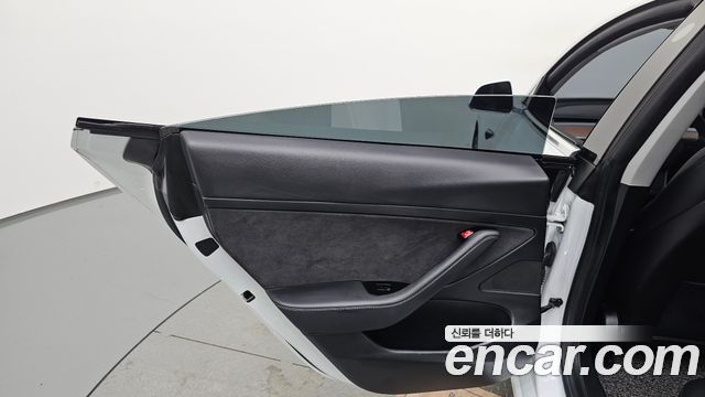 Tesla Model 3 Standard Range Plue RWD 2020 — фото 25