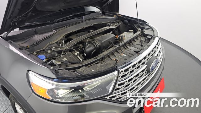 Ford Explorer (VI) 2.3 LimIted 4WD 2020 — фото 6