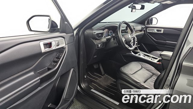 Ford Explorer (VI) 2.3 LimIted 4WD 2020 — фото 10