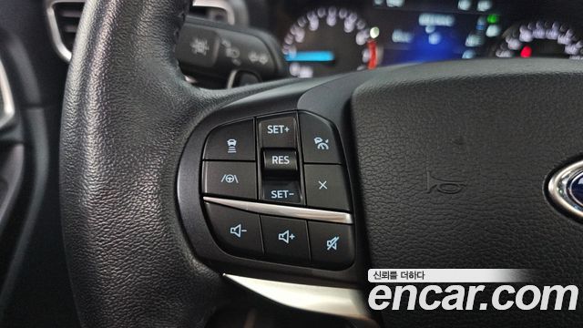 Ford Explorer (VI) 2.3 LimIted 4WD 2020 — фото 22